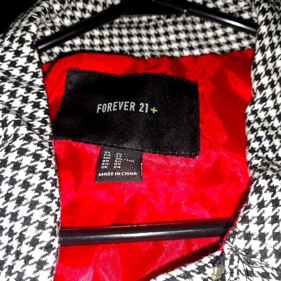 Checkered Jacket - Picture 3 of 3